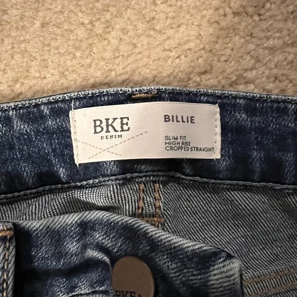 BKE Billie slim fit straight leg cropped jeans - Picture 6 of 9
